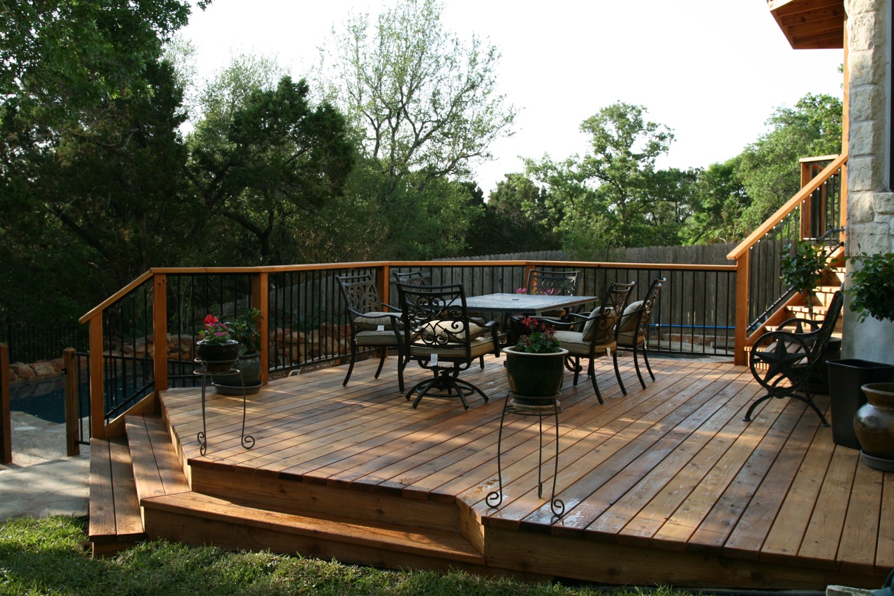cedar-deck-with-metal-rails-4_5728686561_o